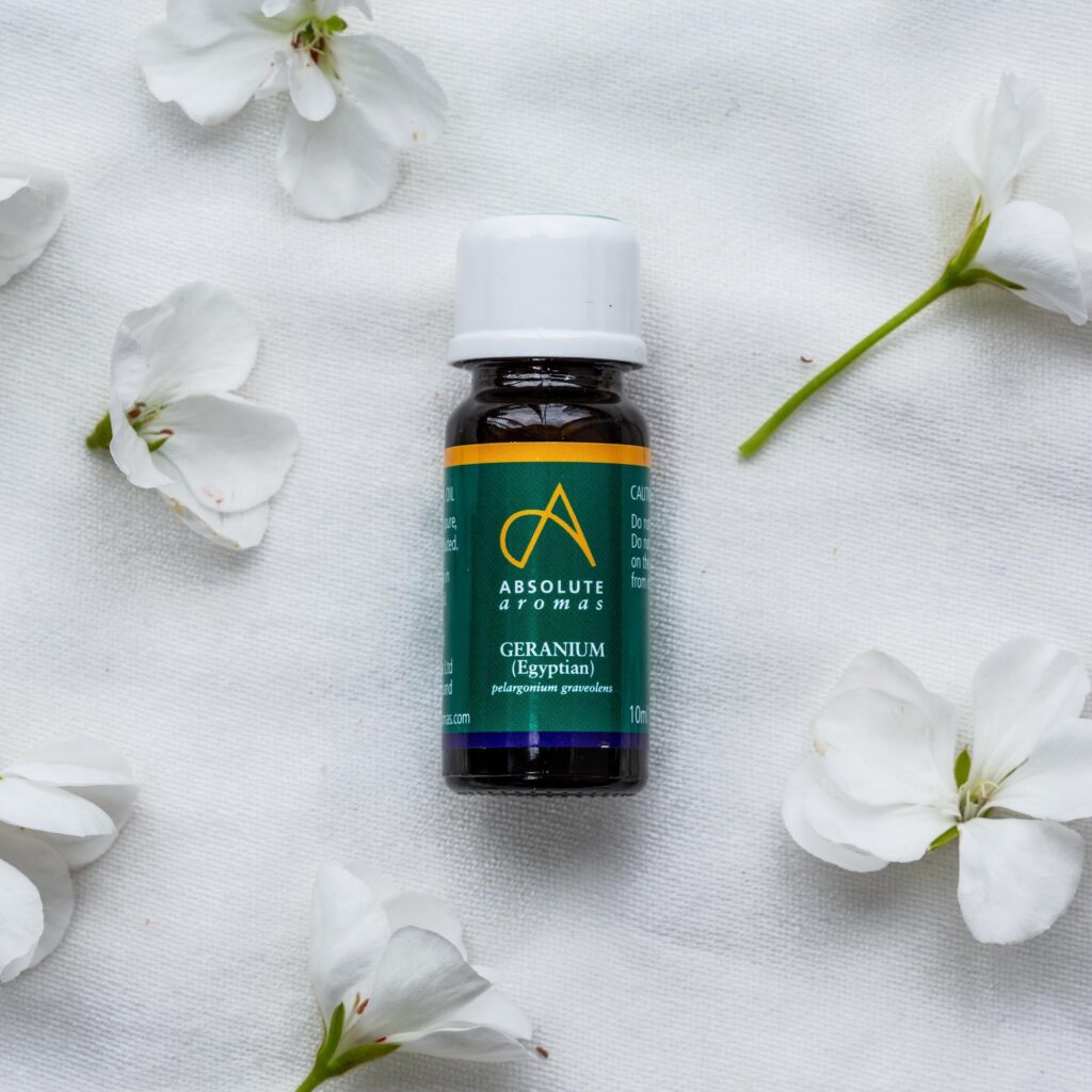 Geranium Egyptian Essential Oil Absolute Aromas India